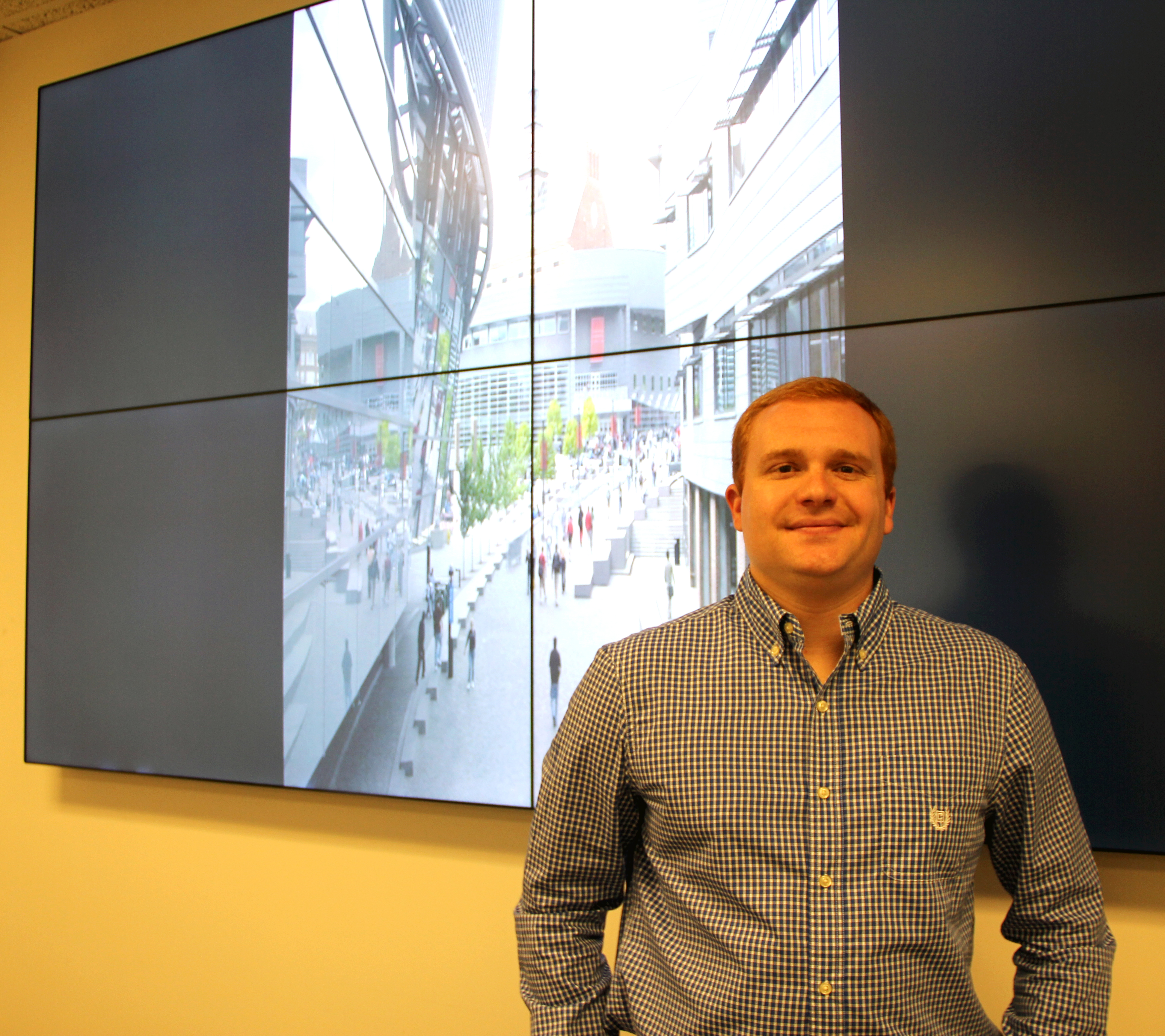 richard in front of visualization wall