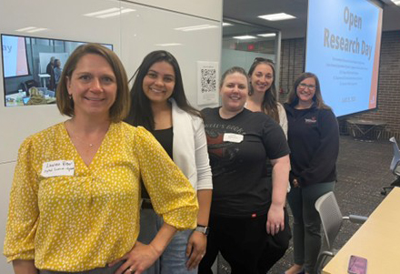 Lightning talk presenters Laura Eiter, Helena Ferreira, Crystal Steltenpohl, Amanda Simmons, and Katie Winters