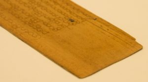 Edges of the colored surrogate were pained with iridescent gold acrylic paint.